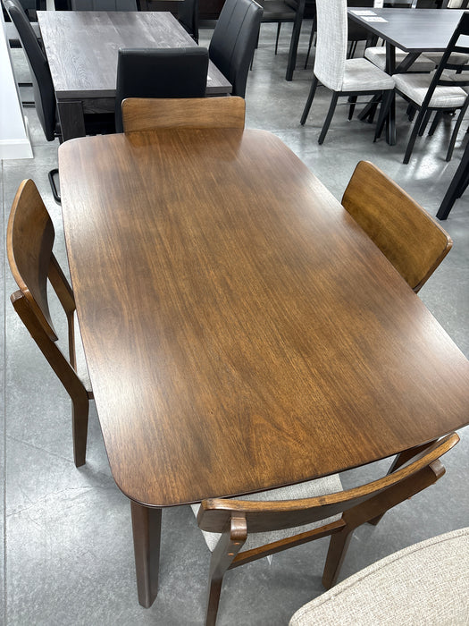 Table Ashley Tameride avec 4 chaises
